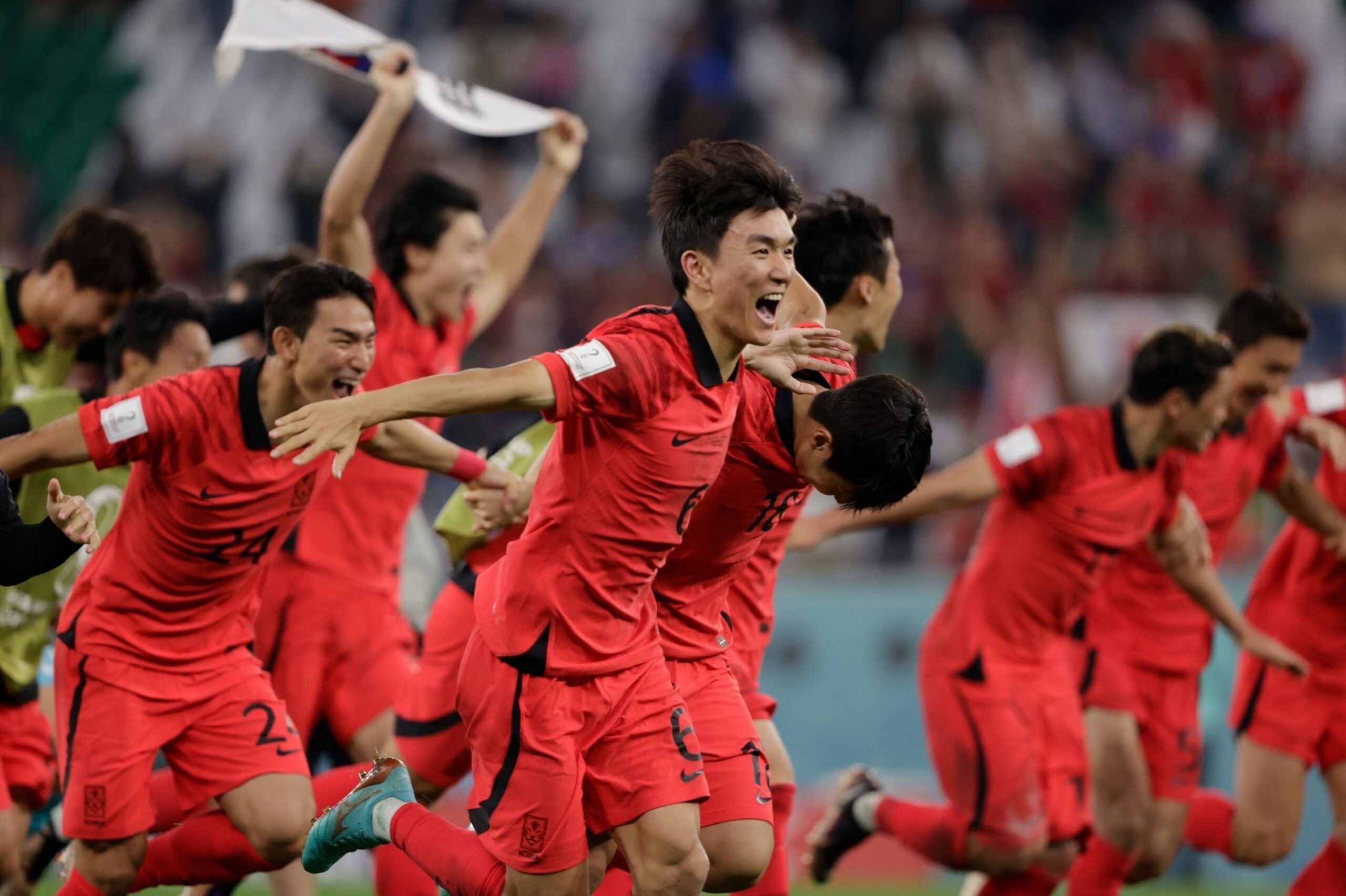 كوريا الجنوبية تتأهل إلى الدور المقبل