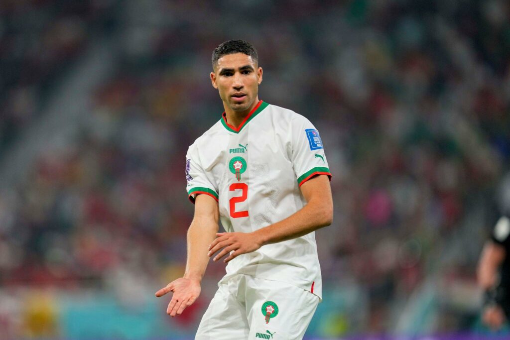 أشرف حكيمي هو واحد من لاعبين في تشكيلة المنتخب المغربي ولدا في إسبانيا