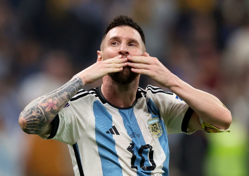 سجل ليونيل ميسي أهدافا في كأس العالم أكثر من أي لاعب أرجنتيني آخر (11)