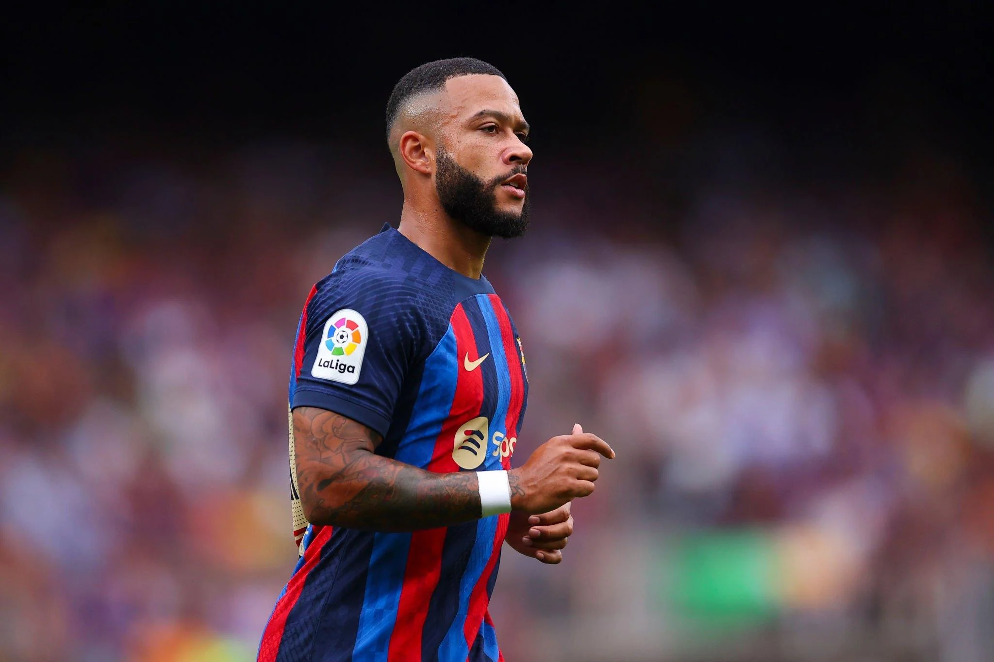 برشلونة عازم على بيع ممفيس ديباي في يناير