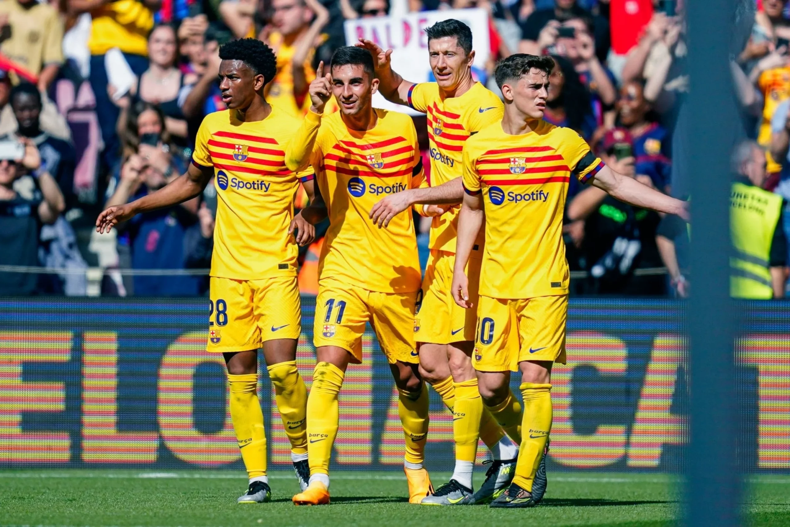 لأول مرة منذ ثمان سنوات، برشلونة يفوز على أتلتيكو ذهابا وإيابا