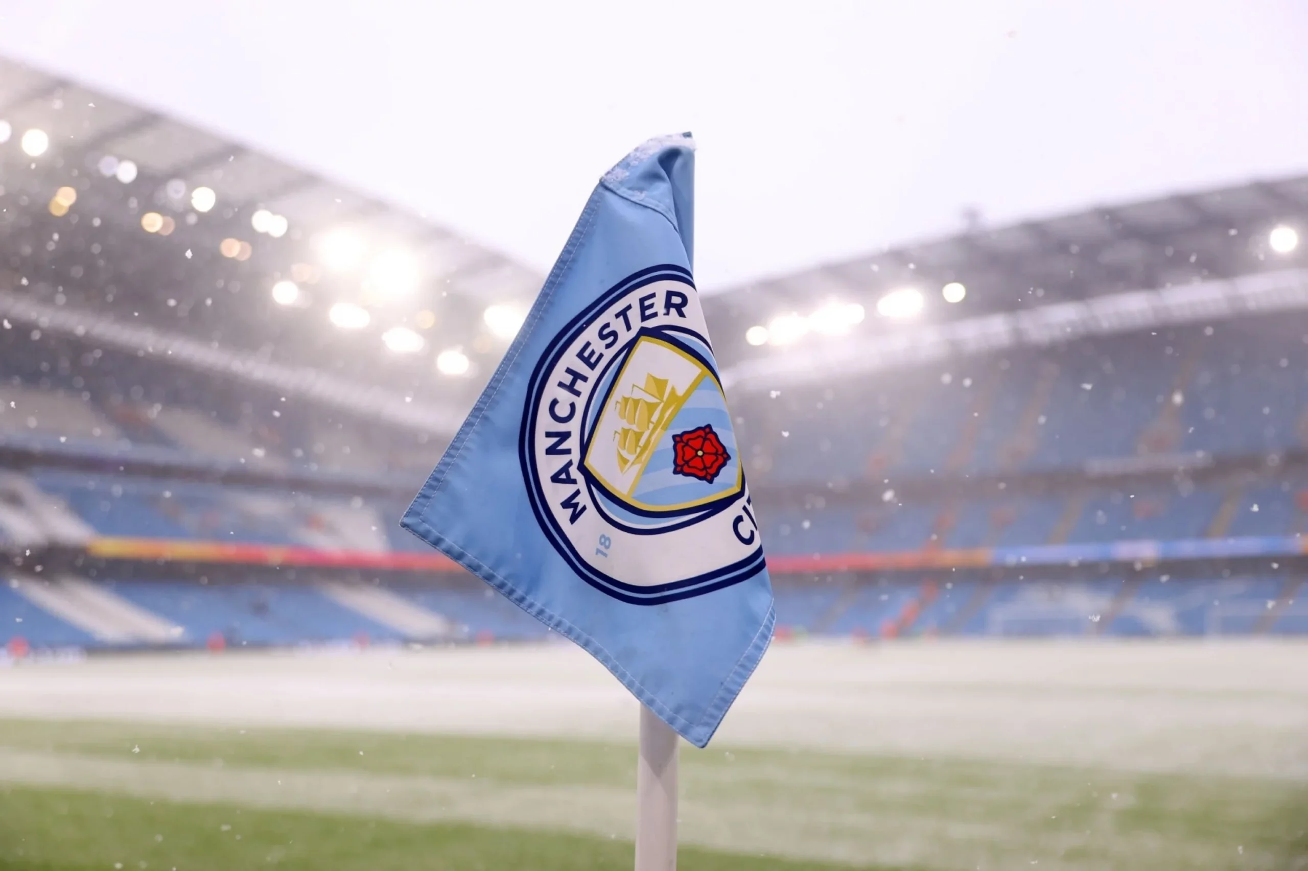 يقاتل مانشستر سيتي ضد اتهامات الدوري الإنجليزي الممتاز ضدهم