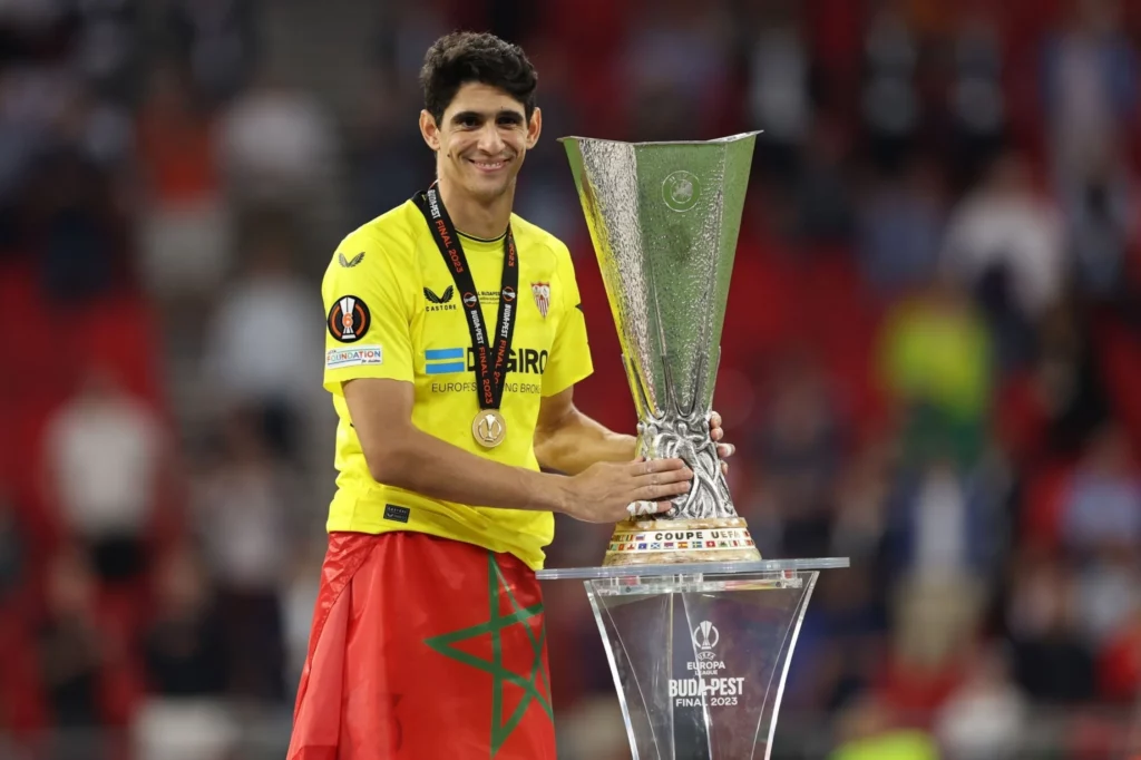كان ياسين بونو رجل المباراة دون شك